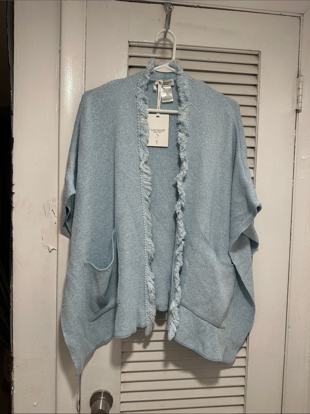 Cocogio, Cozy Light Blue Fringed Open-Front Sweater Poncho - Cocooned